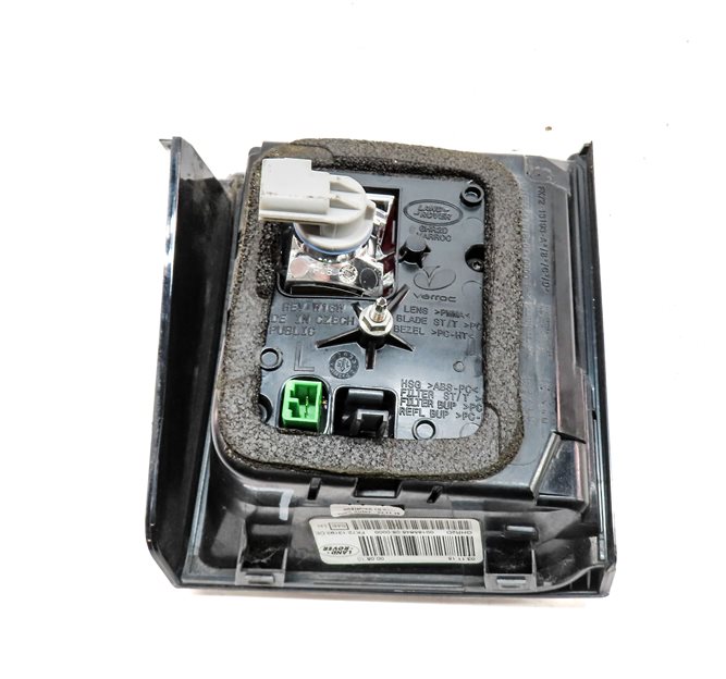 Thumbnail 5: 2015-2019 LAND ROVER DISCOVERY SPORT (L550) LEFT REAR INNER TAILLIGHT LIGHT LAMP