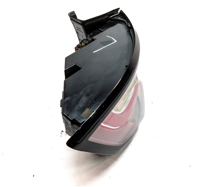 Thumbnail 4: 2015-2019 LAND ROVER DISCOVERY SPORT (L550) LEFT REAR TAILLIGHT BRAKE LIGHT LAMP