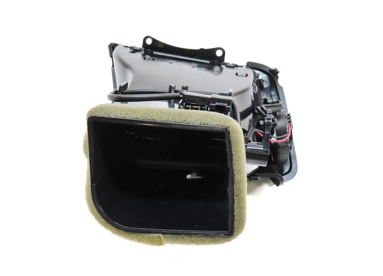 Thumbnail 3: 2016 BMW X5 (F15) FRONT RIGHT PASSENGER DASH HEAT AIR AC HVAC VENT (Black)