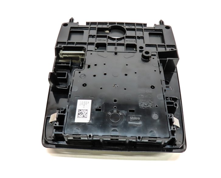 Thumbnail 5: 2016 BMW X5 (F15) FRONT INTERIOR OVERHEAD DOME LIGHT LAMP w/ SUNROOF SWITCHES