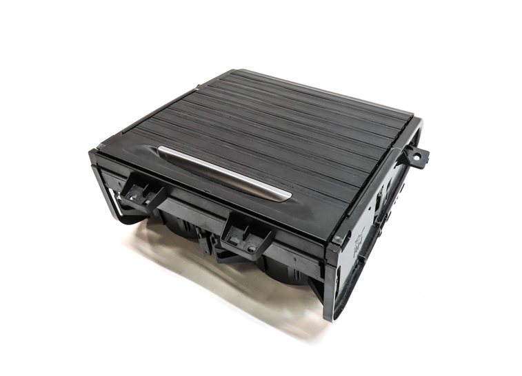 2016 BMW X5 (F15) FRONT CENTER CONSOLE DUAL CUPHOLDER w/ 12V POWER OUTLET