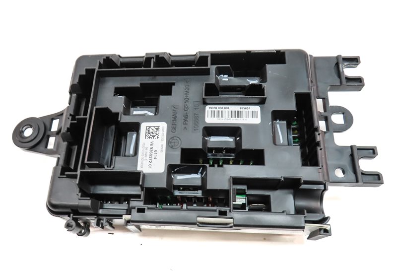 Thumbnail 4: 2016 BMW X5 (F15) 4.4L (N63) REAR FUSE RELAY MODULE BOX PANEL