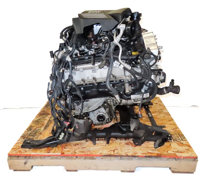 Thumbnail 4: 16-19 BMW X5 X6 F15 F16 4.4L N63 N63B44B N63B44O2 ENGINE MOTOR ASSEMBLY (83k)