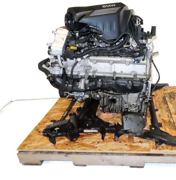 Thumbnail 6: 16-19 BMW X5 X6 F15 F16 4.4L N63 N63B44B N63B44O2 ENGINE MOTOR ASSEMBLY (83k)