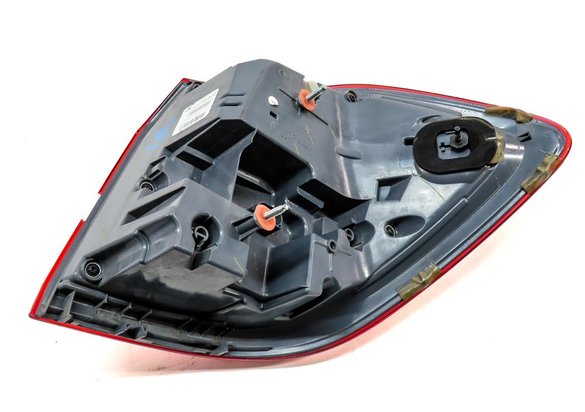 Thumbnail 6: 17-19 MERCEDES GLS CLASS X166 REAR LEFT DRIVER OUTER QUARTER TAILLIGHT LAMP