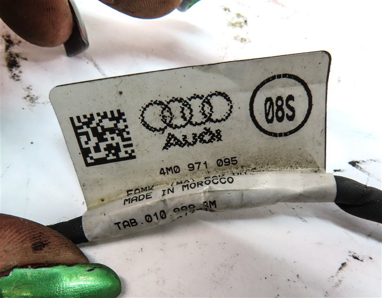 Thumbnail 5: 2017 AUDI Q7 4M FRONT PARK ASSIST PDC DISTANCE CONTROL WIRE SENSOR SET/4 (White)