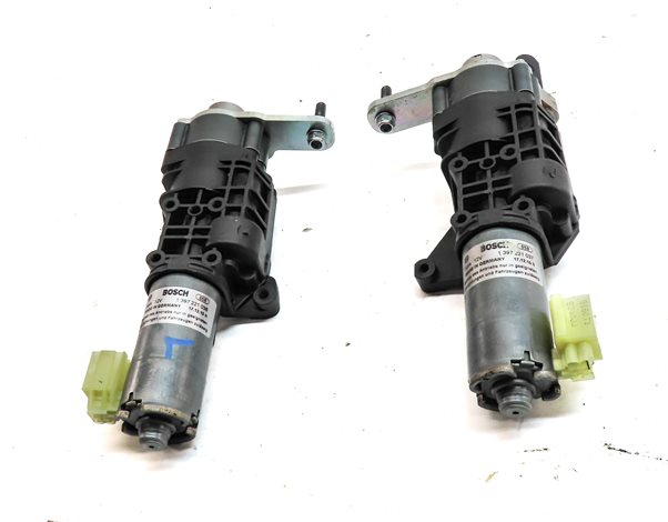 Thumbnail 2: 2017-2022 AUDI Q7 (4M) LEFT & RIGHT REAR TRUNK ASSIST DRIVE MOTOR SET-2