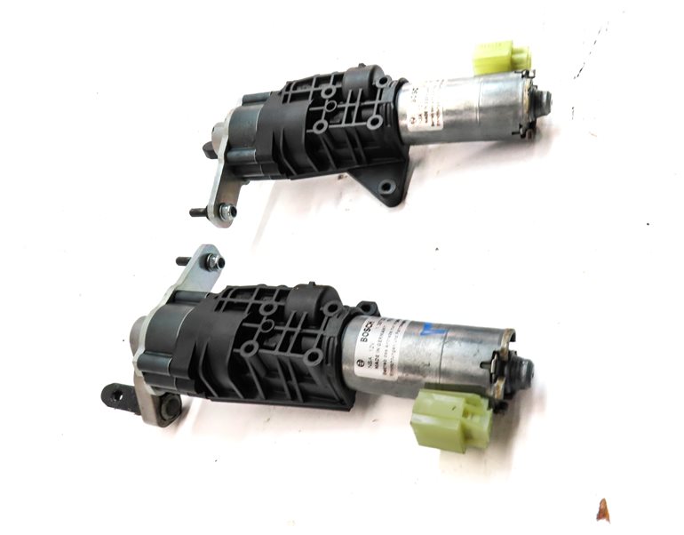 Thumbnail 4: 2017-2022 AUDI Q7 (4M) LEFT & RIGHT REAR TRUNK ASSIST DRIVE MOTOR SET-2