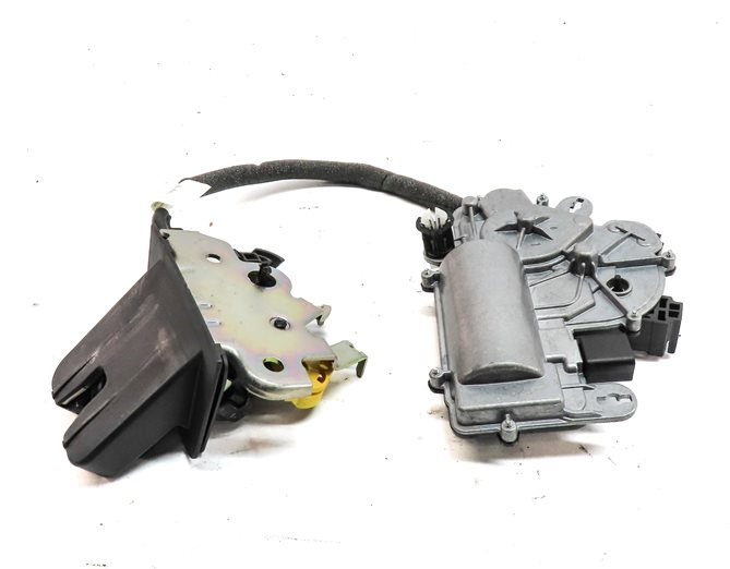 Thumbnail 2: 2017 AUDI Q7 (4M) REAR TRUNK LIFTGATE HATCH LID LOCK LATCH ACTUATOR w/ MOTOR