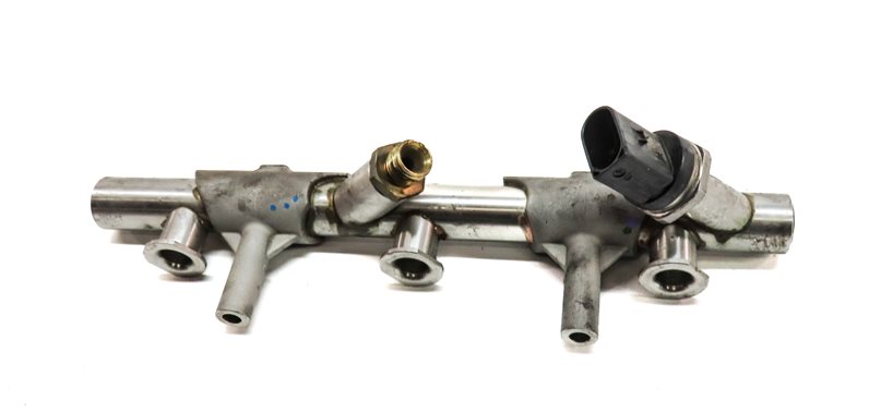Thumbnail 5: 2017 AUDI Q7 4M 3.0L SUPER (CREC) LEFT & RIGHT ENGINE FUEL INJECTOR RAIL SET/2