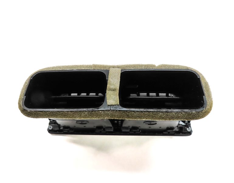 Thumbnail 4: 2017 AUDI Q7 (4M) REAR CENTER CONSOLE HEAT AIR AC HVAC DUAL VENT (Black)
