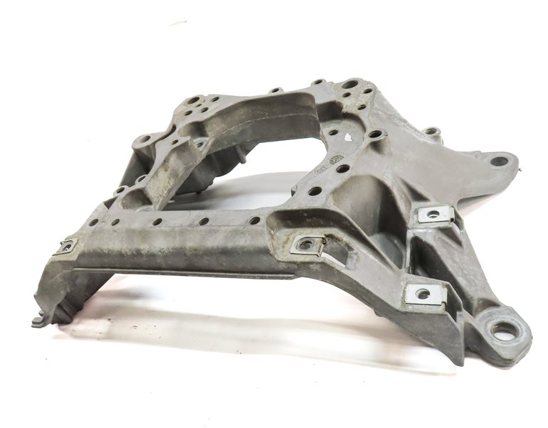 Thumbnail 2: 2017 AUDI Q7 4M 3.0L SUPER CREC AUTOMATIC TRANSMISSION CROSSMEMBER MOUNT BRACKET