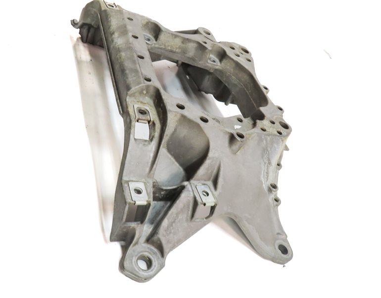 Thumbnail 3: 2017 AUDI Q7 4M 3.0L SUPER CREC AUTOMATIC TRANSMISSION CROSSMEMBER MOUNT BRACKET