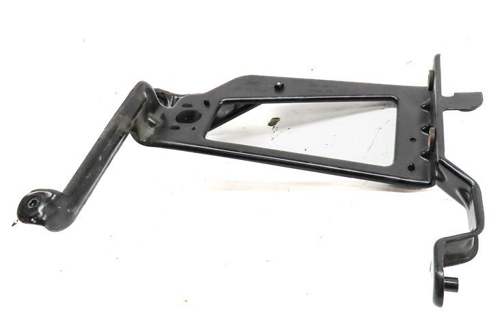 Thumbnail 2: 2017 AUDI Q7 (4M) FRONT LEFT DRIVER RADIATOR SUPPORT MOUNT BRACKET