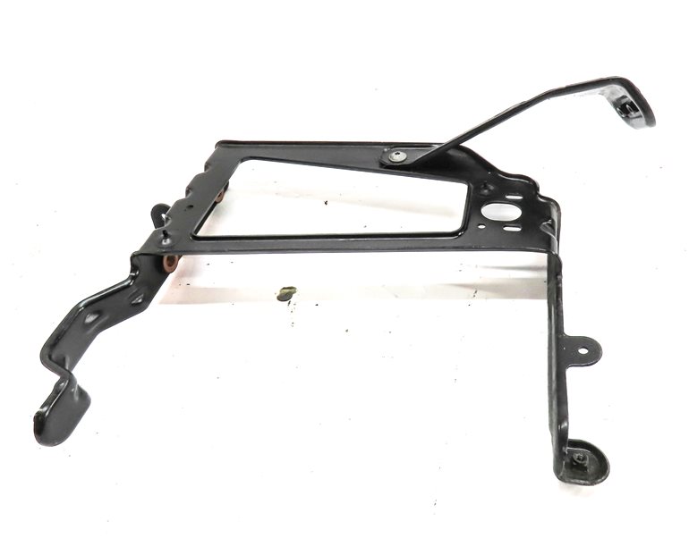 Thumbnail 5: 2017 AUDI Q7 (4M) FRONT LEFT DRIVER RADIATOR SUPPORT MOUNT BRACKET