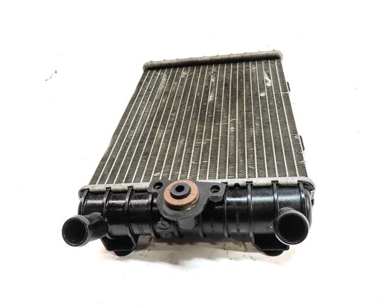 Thumbnail 4: 17-19 AUDI Q7 (4M) 3.0L SUPERCHARED ENGINE AUXILIARY SECONDARY RADIATOR