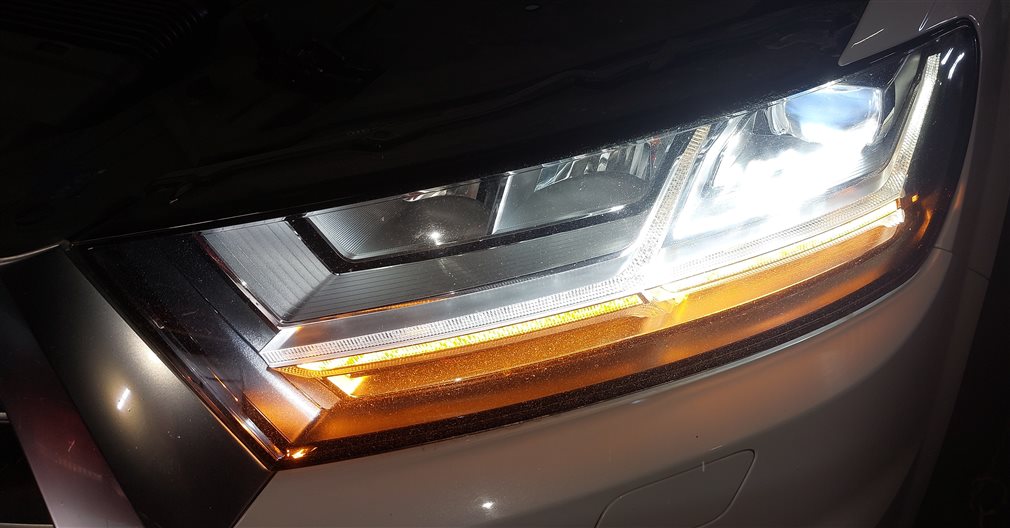 Thumbnail 2: 17-19 AUDI Q7 (4M) LEFT FRONT DRIVER DYNAMIC LED HEADLIGHT LIGHT LAMP (8Q3)