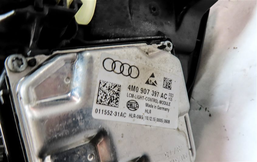 Thumbnail 7: 17-19 AUDI Q7 (4M) LEFT FRONT DRIVER DYNAMIC LED HEADLIGHT LIGHT LAMP (8Q3)