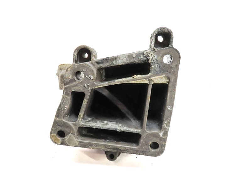 Thumbnail 4: 2009 MERCEDES GL320 (X164) 3.0L DIESEL (OM642) RIGHT ENGINE MOTOR MOUNT BRACKET