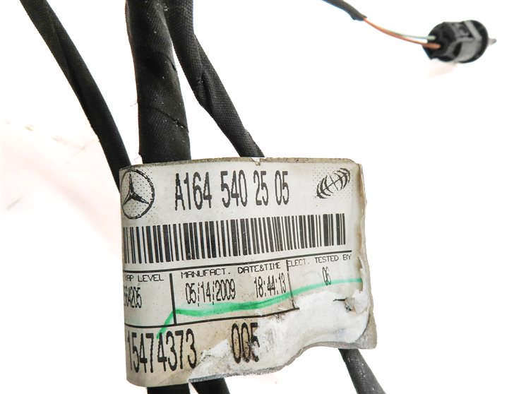 Thumbnail 4: 2009 MERCEDES GL320 (X164) FRONT LOWER BUMPER FOG LIGHT LAMP WIRE HARNESS