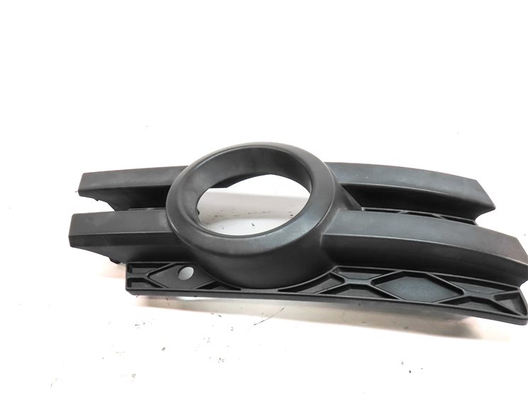 Thumbnail 4: 2009 MERCEDES GL320 (X164) FRONT RIGHT PASSENGER LOWER BUMPER FOG LIGHT TRIM