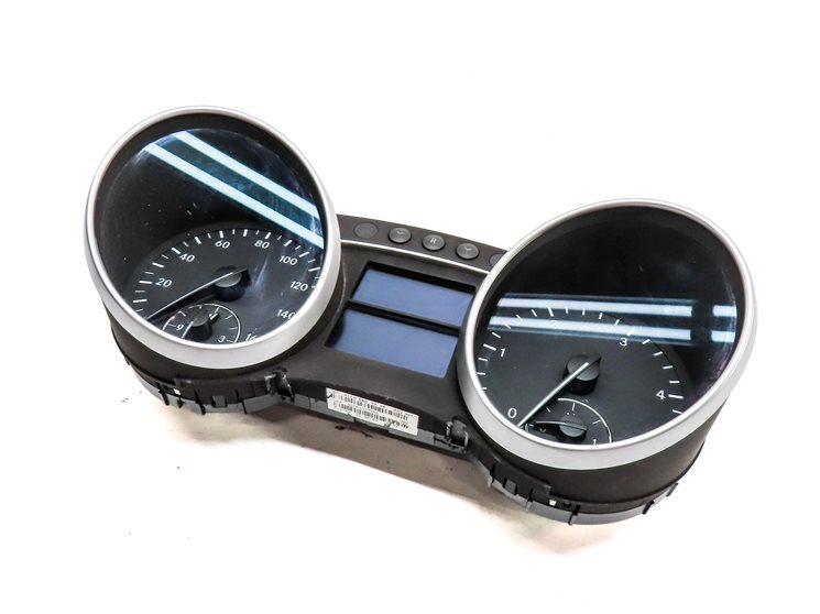 2009 MERCEDES BENZ GL320 X164 DIESEL SPEEDOMETER INSTRUMENT GAUGE CLUSTER (179k)