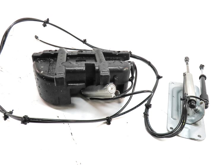 07-09 GL320 GL450 GL550 (X164) REAR HATCH CARGO TRUNK DOOR HYDRAULIC PUMP w/ RAM