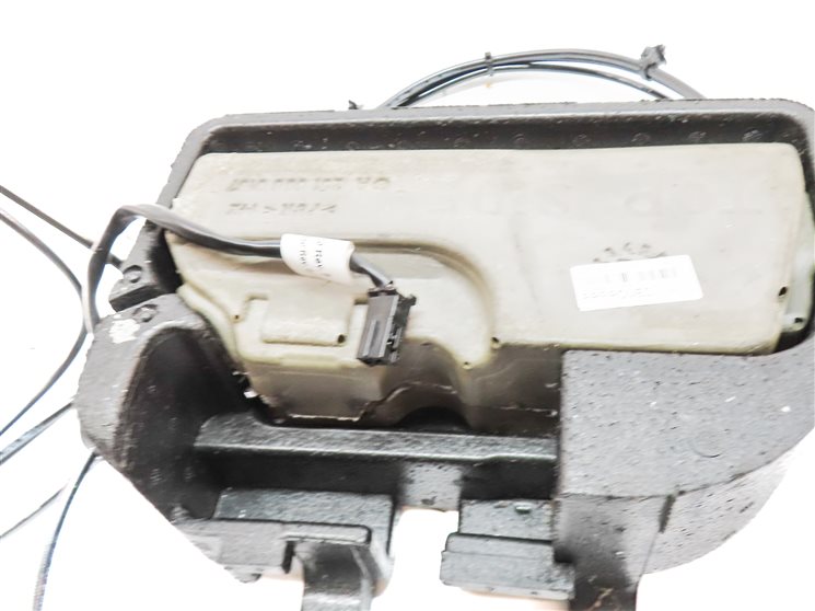 Thumbnail 7: 07-09 GL320 GL450 GL550 (X164) REAR HATCH CARGO TRUNK DOOR HYDRAULIC PUMP w/ RAM