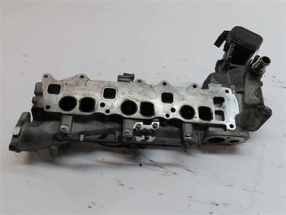 Thumbnail 6: 09-13 MERCEDES GL ML R (W164 W251 X164) 3.0L OM642 DIESEL LEFT INTAKE MANIFOLD