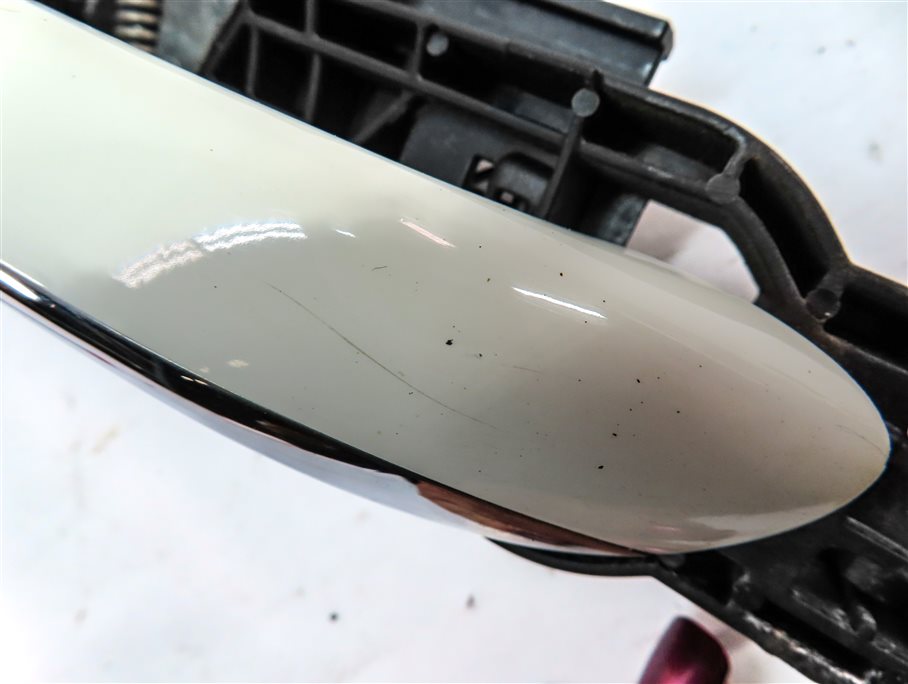 Thumbnail 6: 2009 MERCEDES GL320 (X164) REAR LEFT KEYLESS EXTERIOR DOOR HANDLE (White)