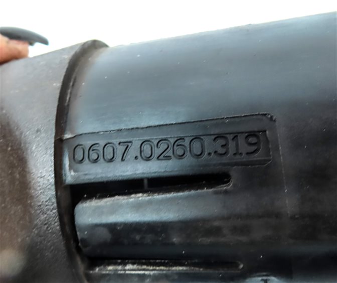 Thumbnail 6: 07 MERCEDES ML350 (W164) FRONT RIGHT or REAR LEFT RUNNING STEP BAR END CAP TRIM