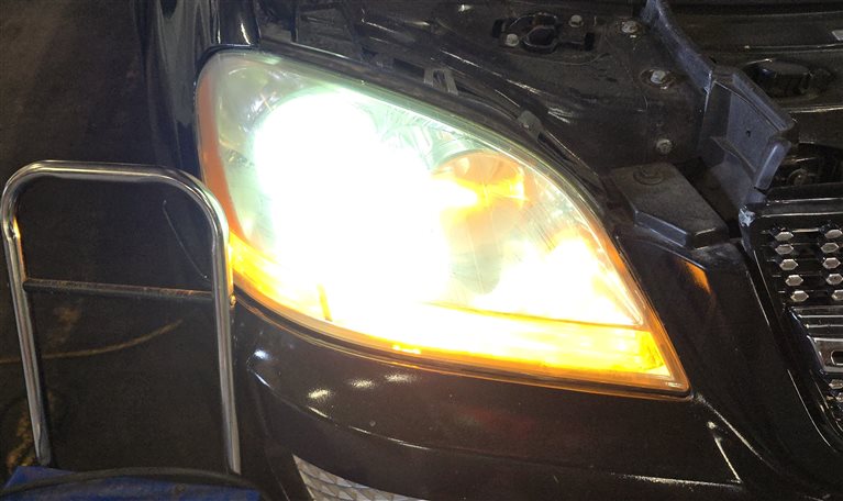 Thumbnail 2: 2006-2008 MERCEDES ML320 ML350 ML500 ML550 ML63 RIGHT HALOGEN HEADLIGHT LAMP
