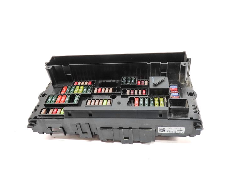 Thumbnail 2: 2011 BMW 535I (F10) 3.0L (N55) ENGINE FRONT POWER DISTRIBUITION FUSE RELAY BOX