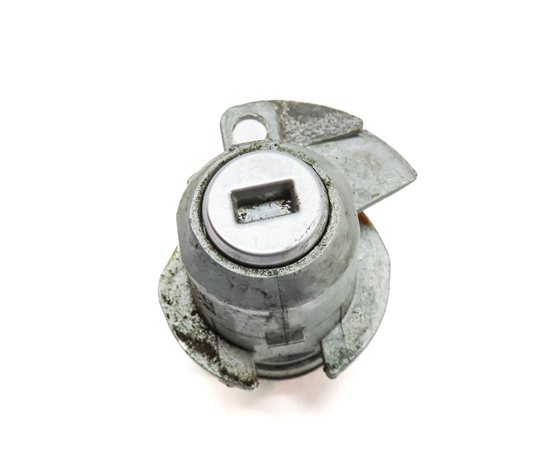 Thumbnail 5: 2011 BMW 535I (F10) FRONT LEFT DRIVER DOOR HANDLE LOCK CYLINDER w/KEY