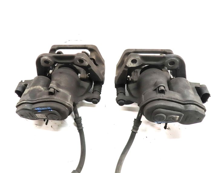 Thumbnail 6: 2011-2019 BMW 535i 550i 640i 650i (F06 F10) REAR LEFT & RIGHT BRAKE CALIPER SET