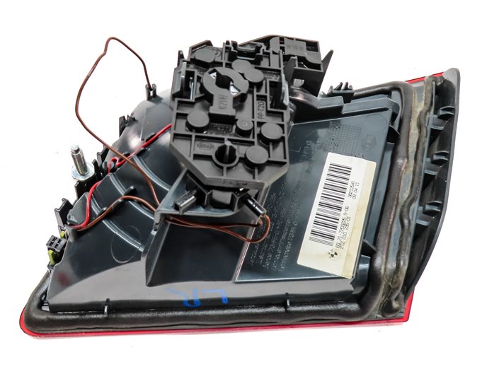 Thumbnail 7: 2011-2013 BMW 528i 535i 550i M5 (F10) LEFT REAR TRUNK LID TAILLIGHT LIGHT LAMP