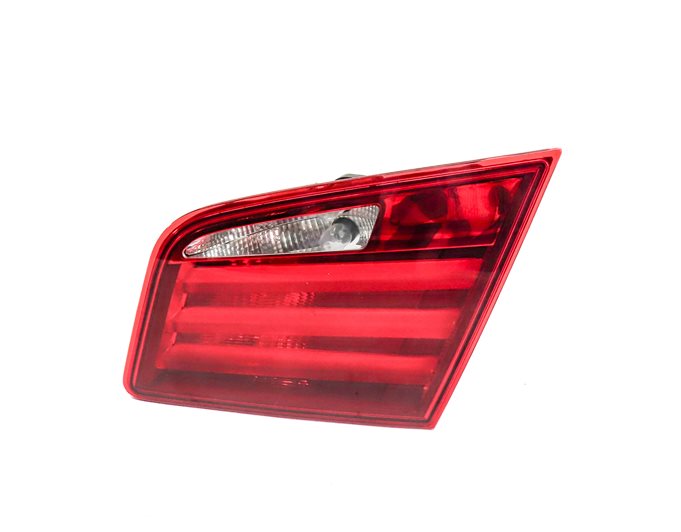 Thumbnail 3: 11-13 BMW 528i 535i 550i M5 (F10) RIGHT REAR INNER TRUNK TAILLIGHT LIGHT LAMP