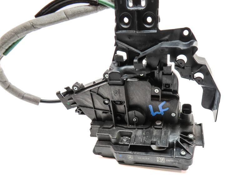 Thumbnail 5: 15-22 MERCEDES C300 C350 C400 C450 E300 E350 E400 E450 GLC300 DRIVER DOOR LATCH