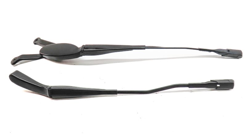 Thumbnail 2: 2013-2016 MERCEDES C CLASS (W205) FRONT LEFT & RIGHT WINDSHIELD WIPER ARM SET/2