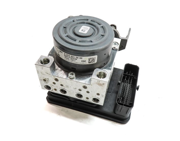 Thumbnail 1: 2016 MERCEDES C300 C450 (W205) SEDAN ANTI LOCK ABS BRAKE PUMP w/ MODULE