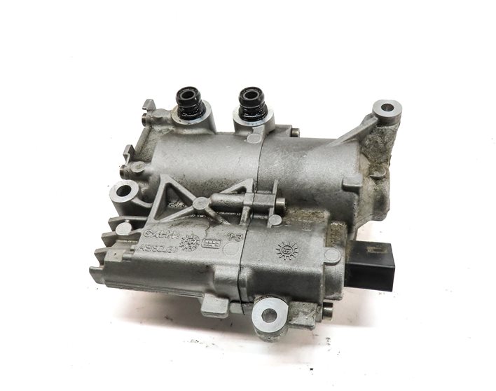 Thumbnail 2: 15-17 MERCEDES C300 (W205) RWD 722.9 AUTOMATIC AUXILIARY TRANSMISSION OIL PUMP