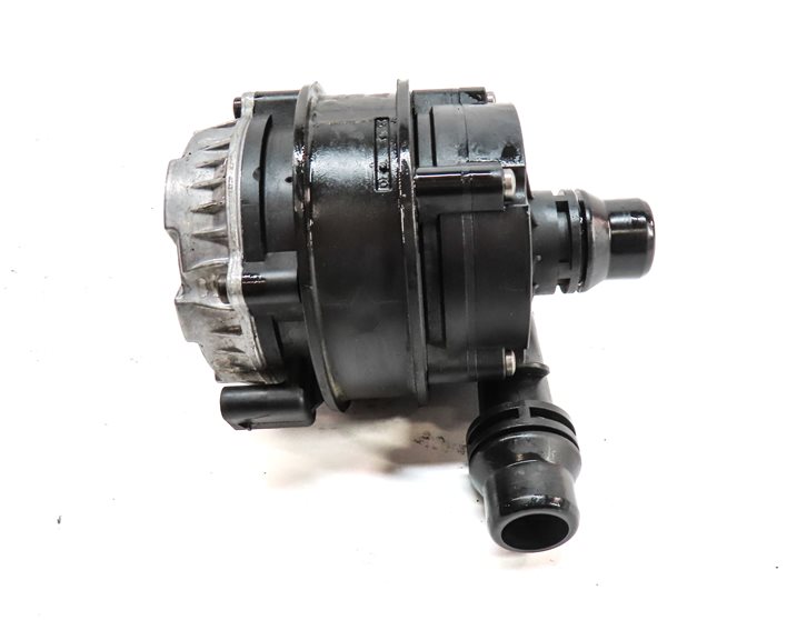 Thumbnail 4: 2016 MERCEDES C300 (W205) 2.0L (274.920) ENGINE ELECTRIC WATER COOLANT PUMP