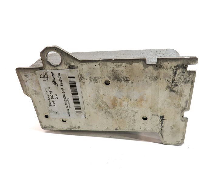 Thumbnail 5: 15-23 MERCEDES C E GLC S CLASS W205 W212 X253 AUTOMATIC TRANSMISSION OIL COOLER