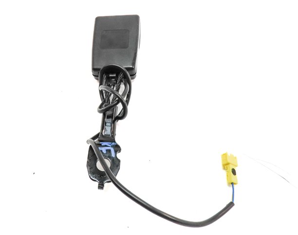 Thumbnail 4: 15-21 MERCEDES C GLC (W205 X253) FRONT RIGHT PASSENGER SEATBELT RECEIVER (BLACK)
