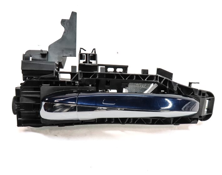 Thumbnail 3: 15-17 MERCEDES C300 C350 C400 C450 W205 DRIVER KEYLESS DOOR HANDLE (Blue)