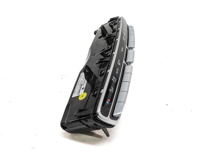 Thumbnail 3: 2015-2021 MERCEDES C300 C400 C450 GLC300 (W205 X253) TEMPERATURE CONTROL PANEL