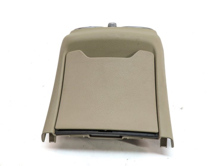 Thumbnail 3: 2016 MERCEDES C300 (W205) REAR CENTER CONSOLE HEAT AIR AC VENT w/TRIM (Beige)
