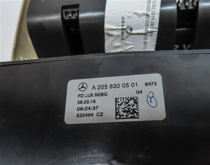 Thumbnail 8: 2016 MERCEDES C300 (W205) REAR CENTER CONSOLE HEAT AIR AC VENT w/TRIM (Beige)