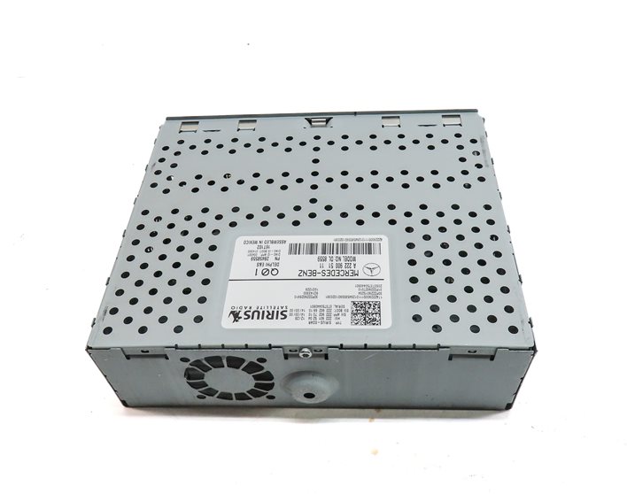 Thumbnail 3: 2016 MERCEDES C300 (W205) SIRIUS SATELLITE RADIO RECEIVER CONTROL MODULE