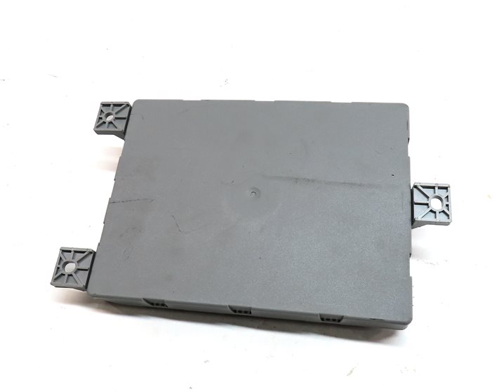 Thumbnail 5: 15-16 MERCEDES C300 C350 C400 C450 (W205) REAR SIGNAL ACQUISITON CONTROL MODULE